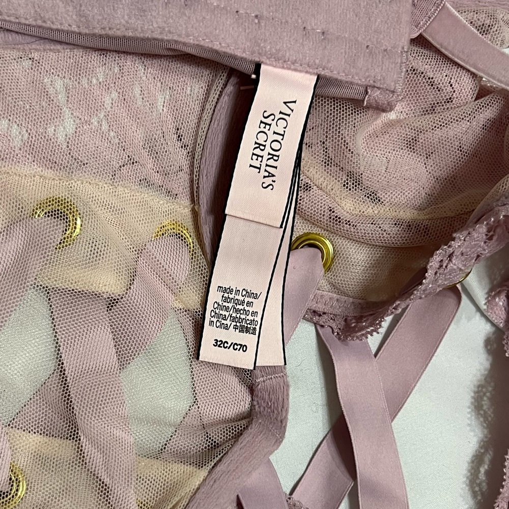 VS Lilac corset top 32C - Picture 2 of 2